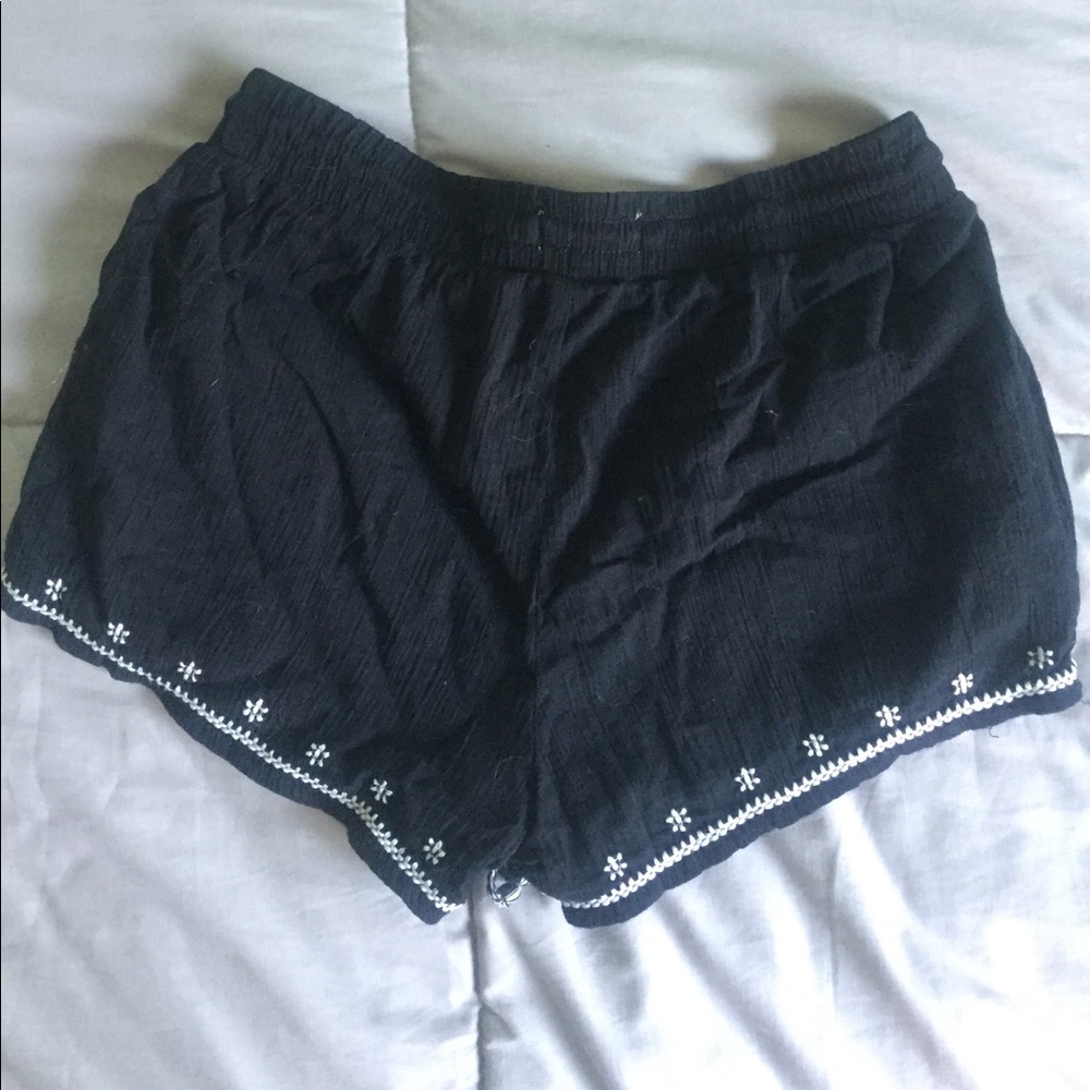 Shorts - Picture 2 of 2