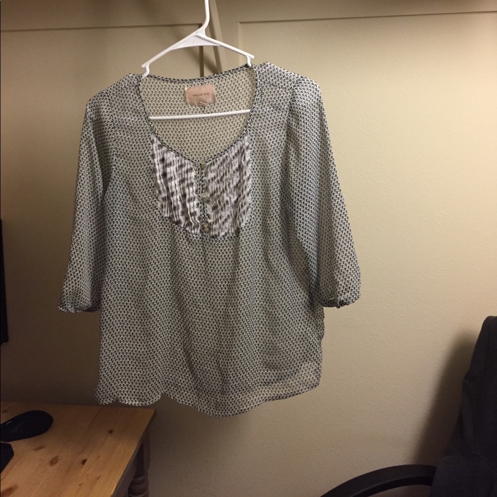 Transparent Bohemian top in black and white