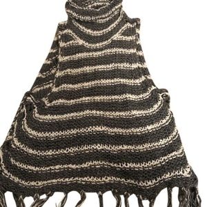 Free People Grey and White Knit Sleeveless Sweater