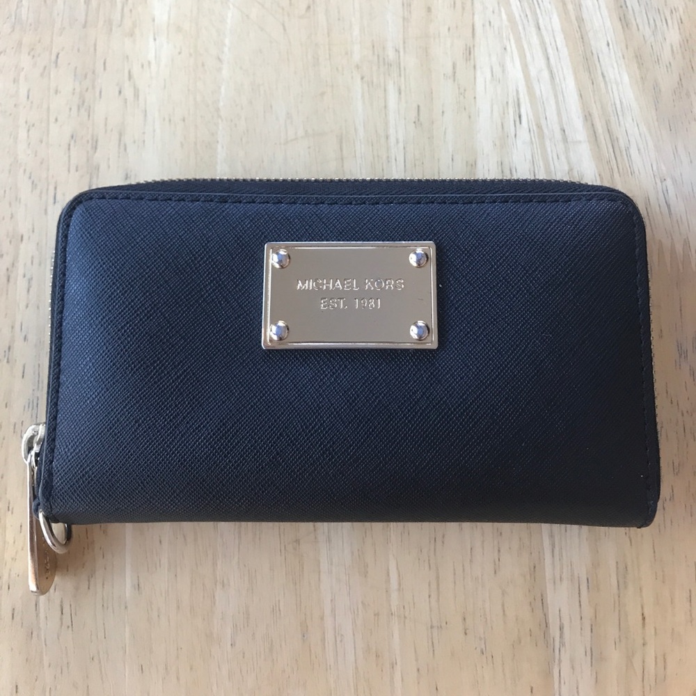 Michael Kors Travel Wallet