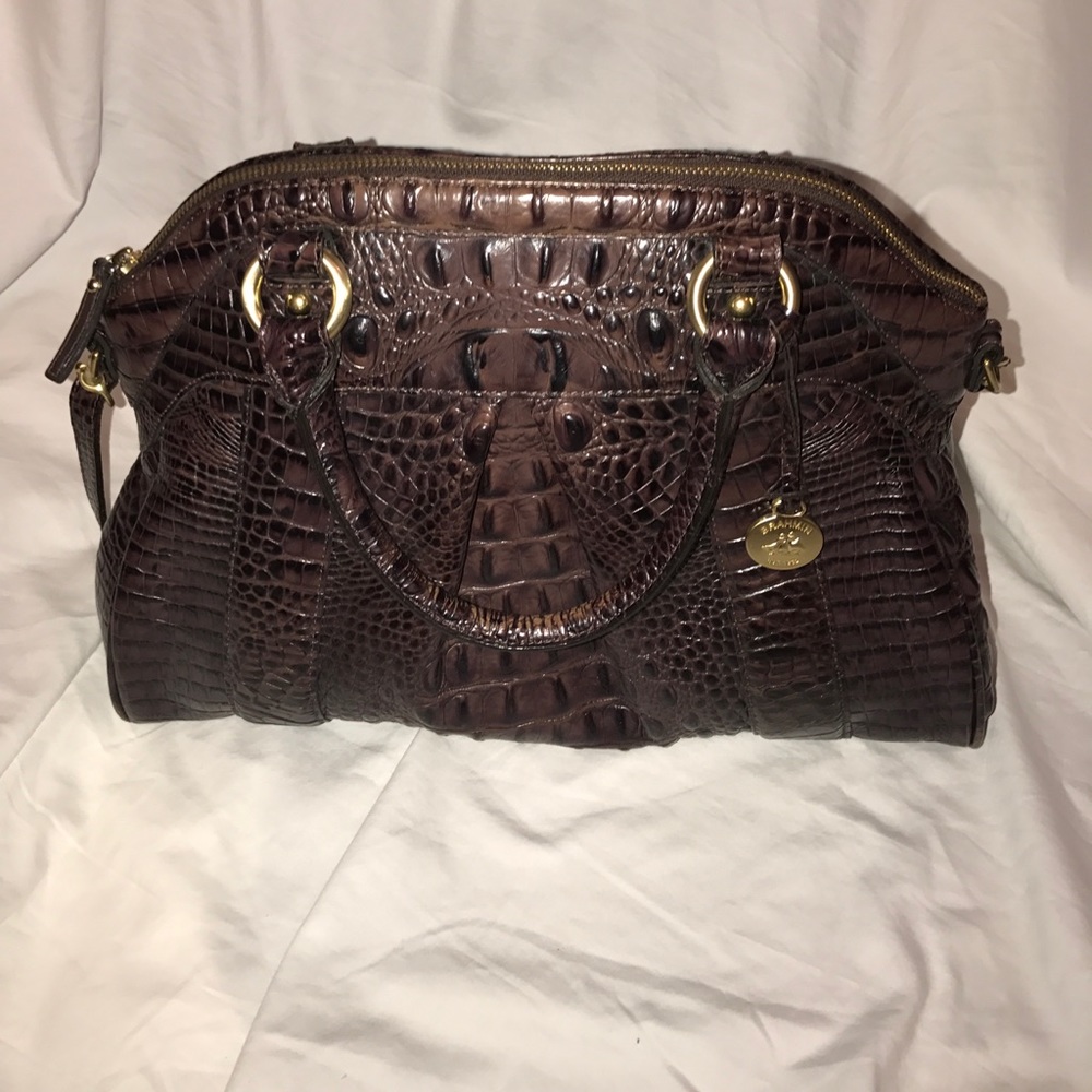 Like new authentic brown BRAHMIN PURSE!