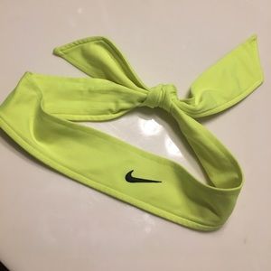 Nike tie headband final price