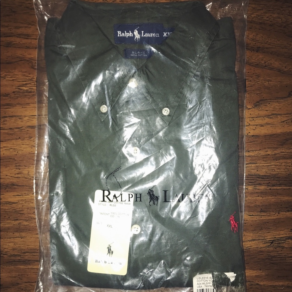 BRAND NEW! Men's XXL Polo Dress Shirt!