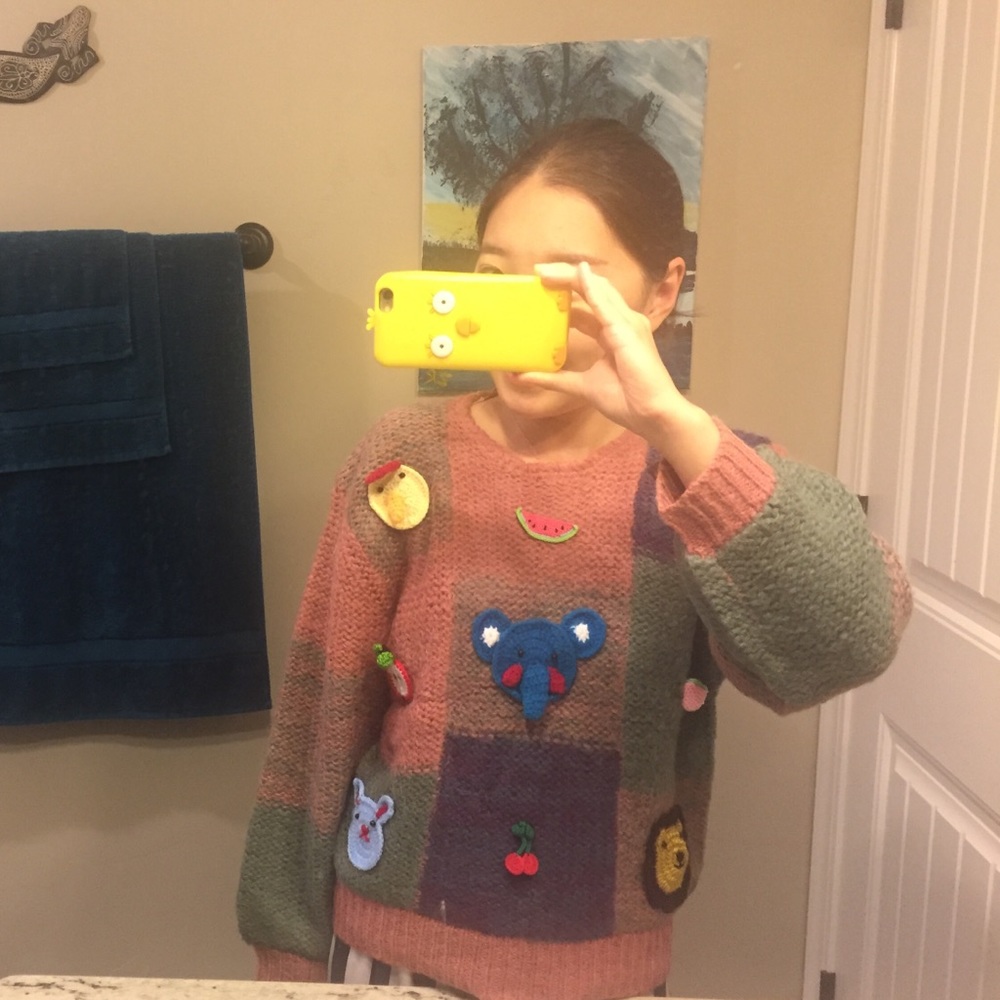 Cutest ever vintage sweater with lovely animals!