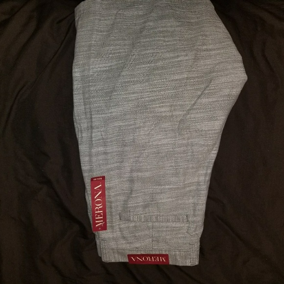 Shorts - Picture 2 of 5