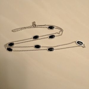 Kendra Scott necklace