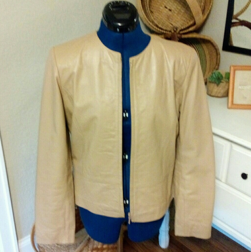 Leather jacket - Picture 3 of 3