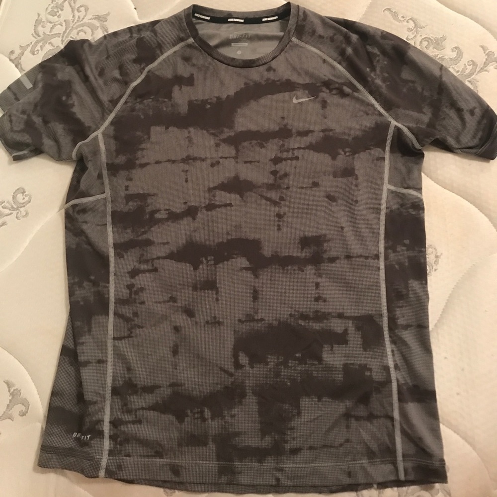 Nike men's dry fit tshirt