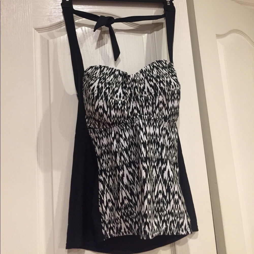 Womens control top bathing suit top