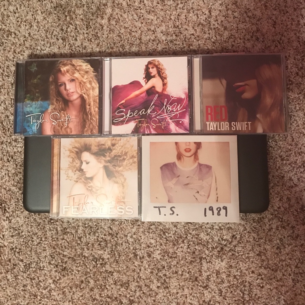 All 5 Taylor Swift CDS