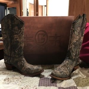 CIRCLE G LD BROWN BONE EMBROIDERED