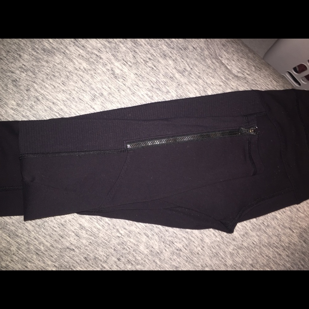 Lululemon full length legging w zipper ankle