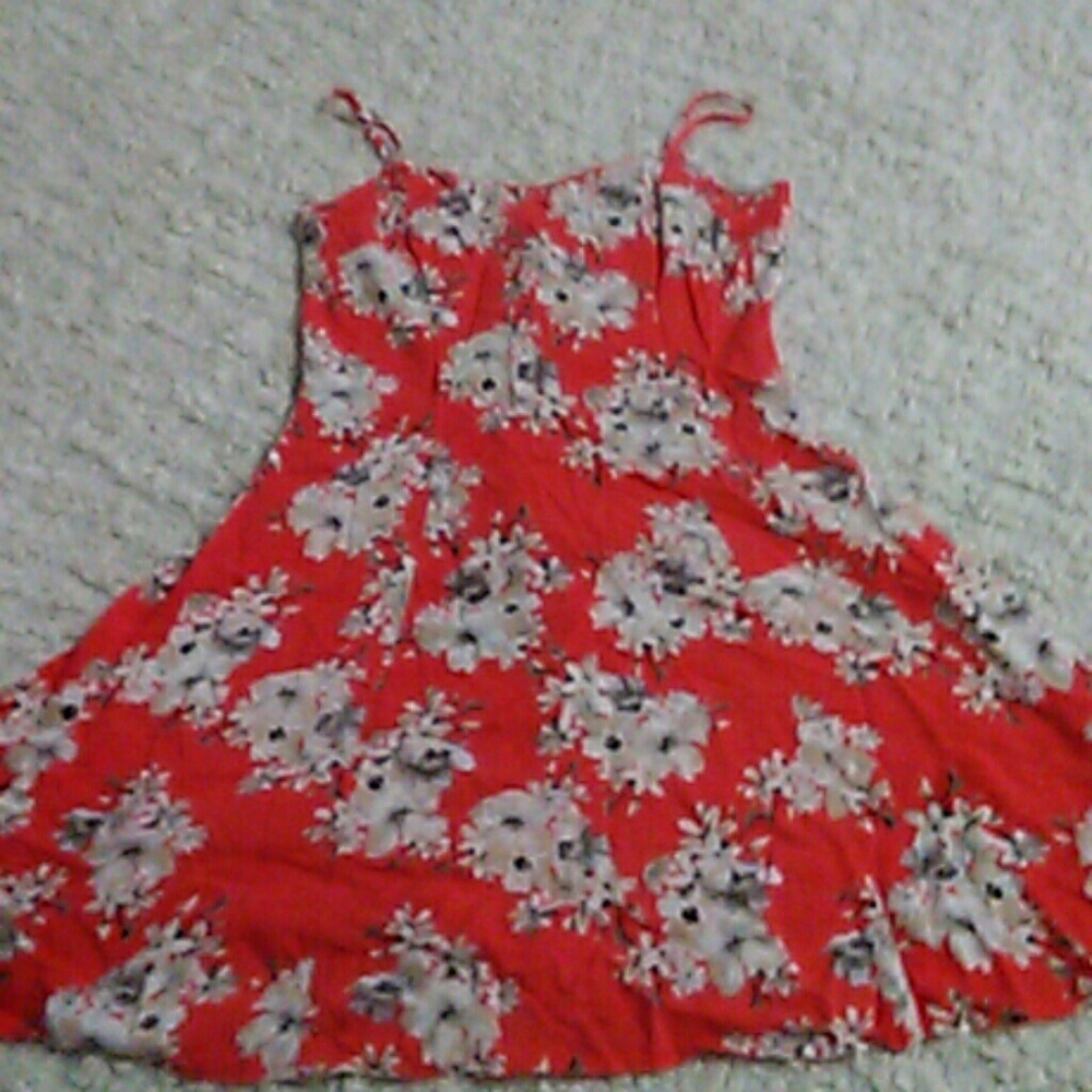 Bright floral print dress.