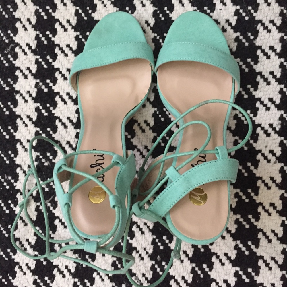 Minty open toe heels size 10