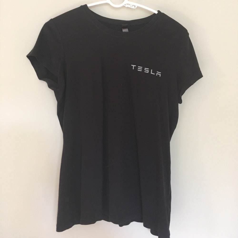 TESLA women's medium tank