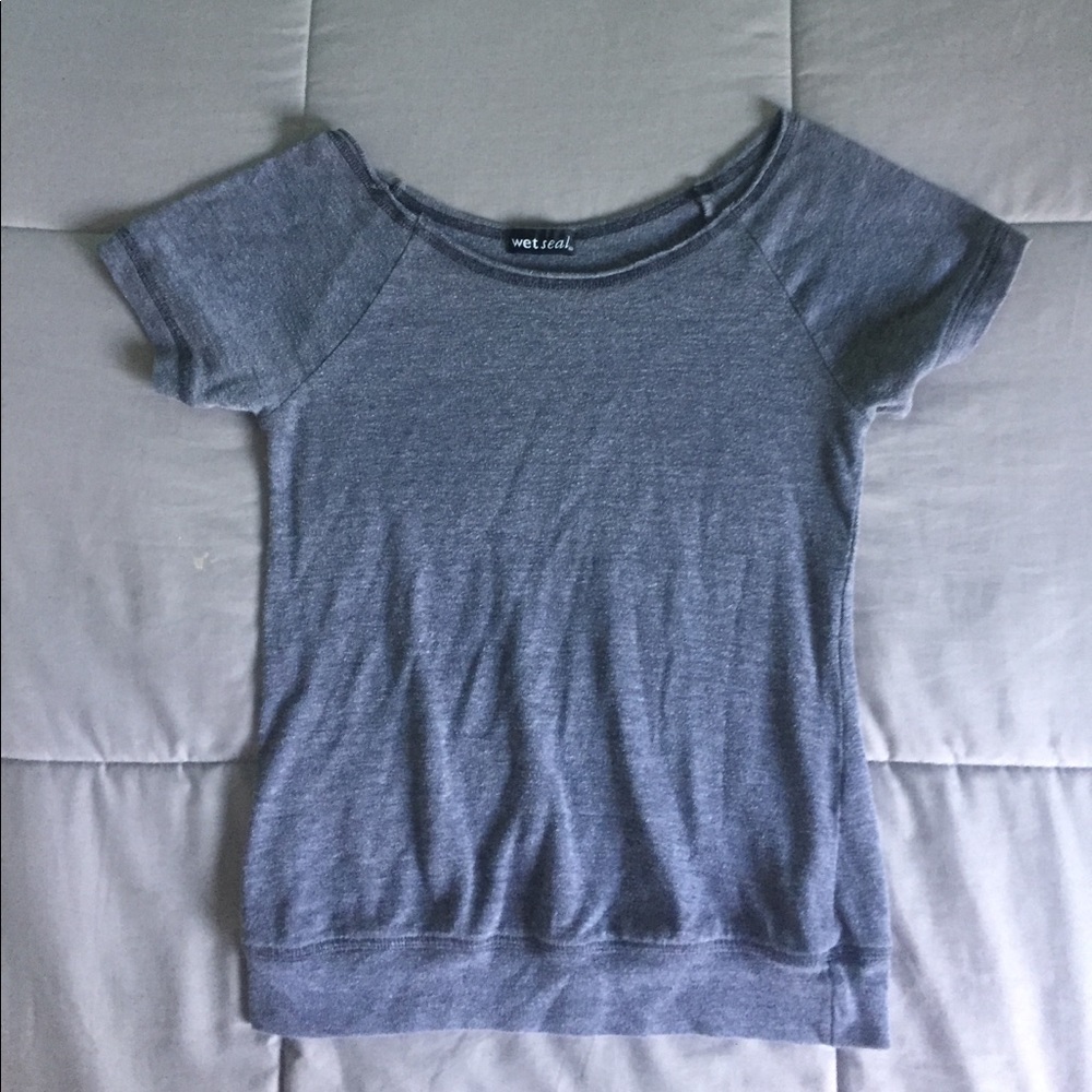 Wet Seal gray top