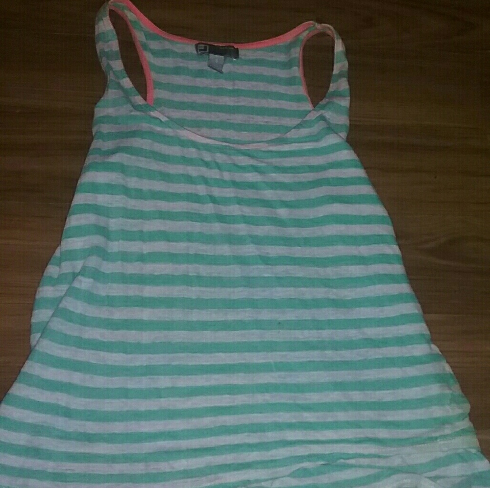 Jcp see-through tank