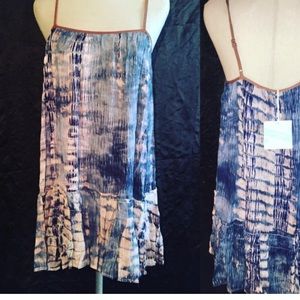 Gorgeous prints of blue and brown.