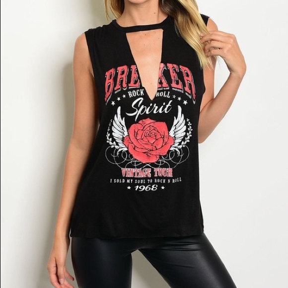 Graphic Fishnet Tank - Picture 2 of 3