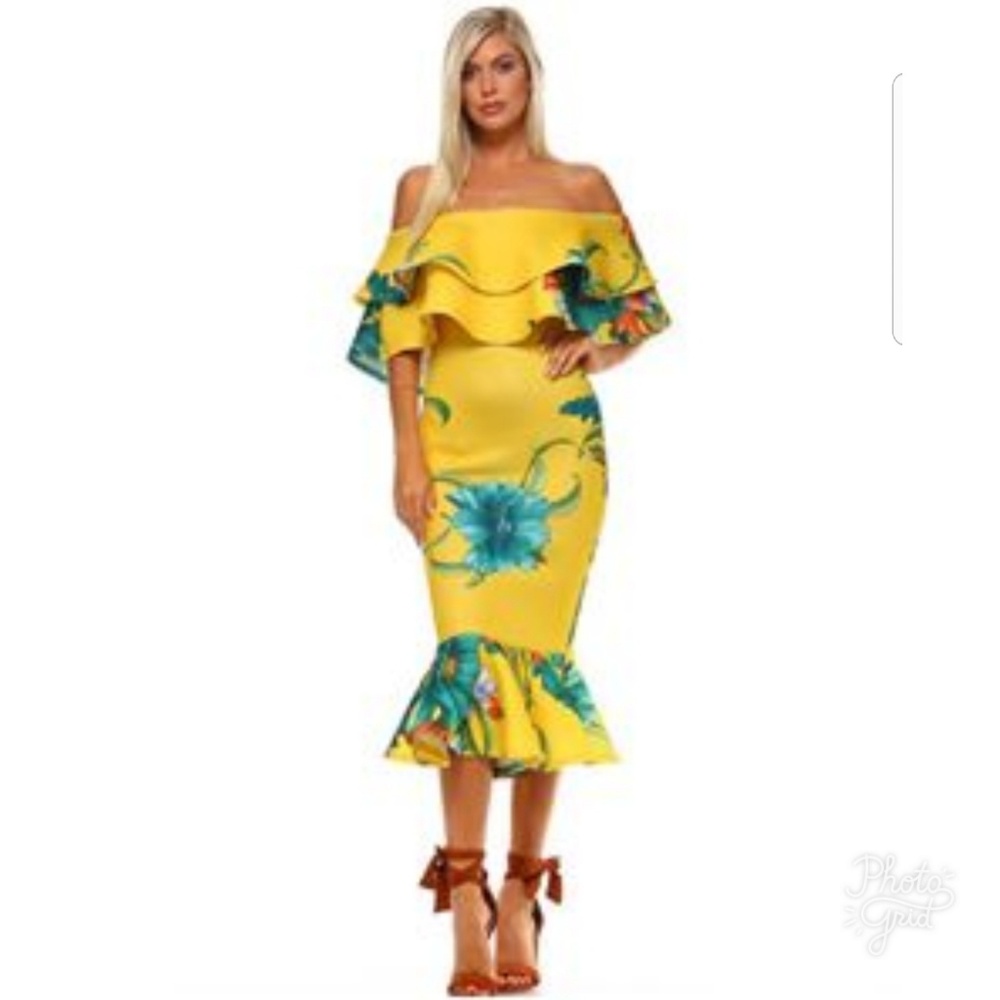 SOLD!! New Off the Shoulder Ruffle Dress