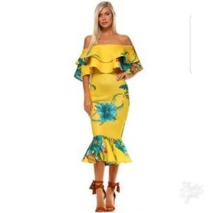 SOLD!! New Off the Shoulder Ruffle Dress