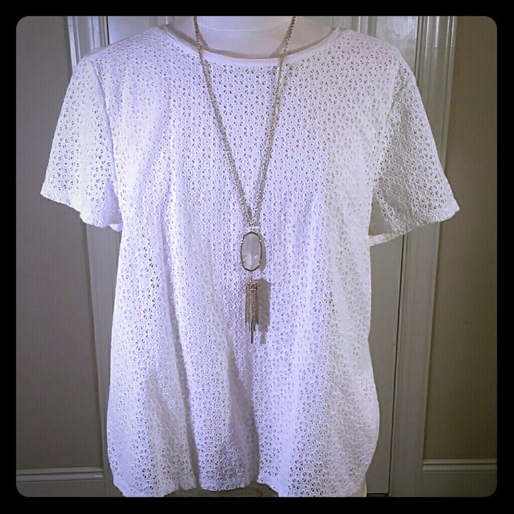 White shirt with crochet front and solid back