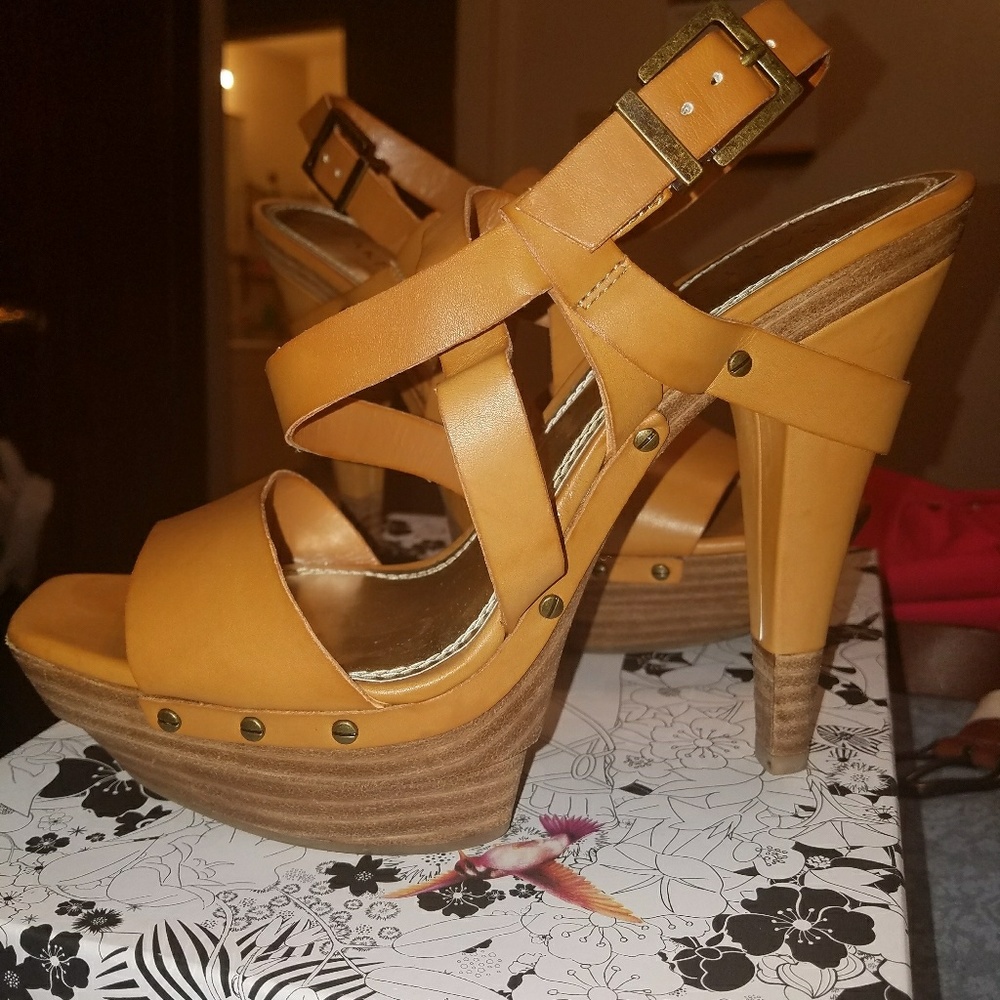 Tan Leather Platform Sandals