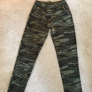 Camo Jeggings with Soft Lining