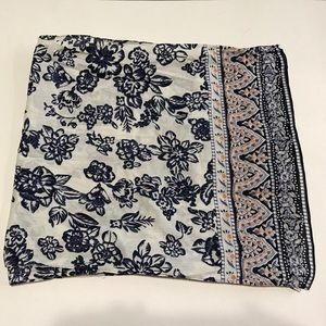 Blue and Cream Print Eddie Bauer Scarf