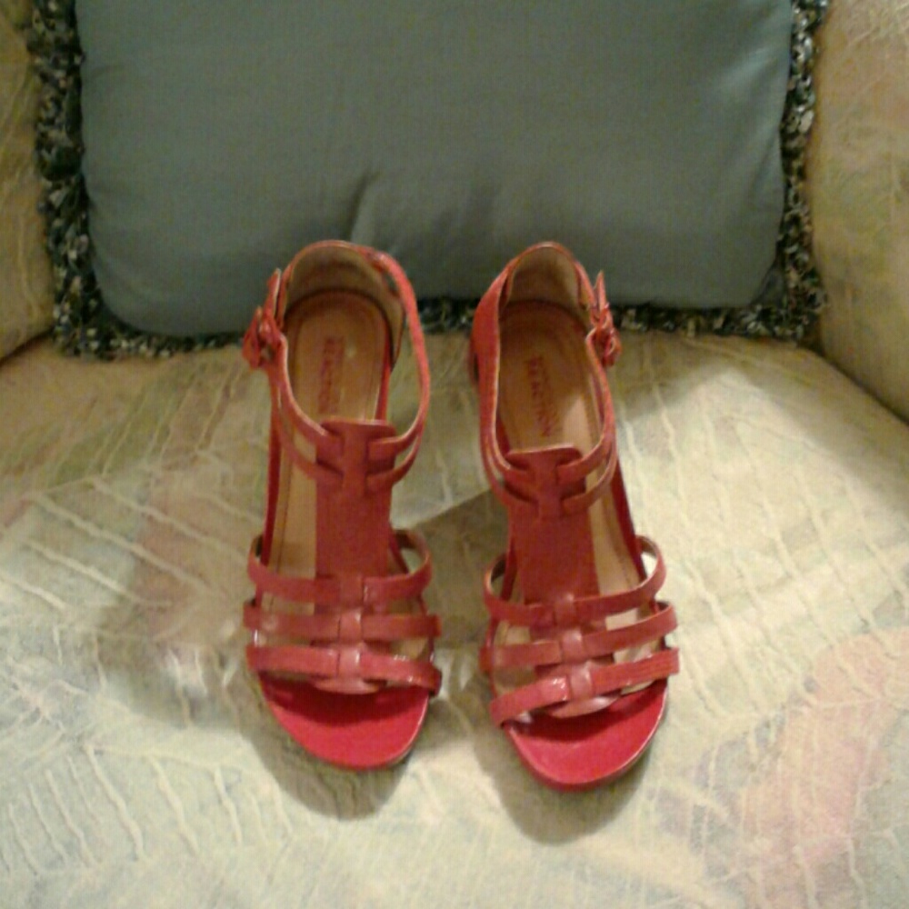 Beautiful Red Kenneth Cole sandals
