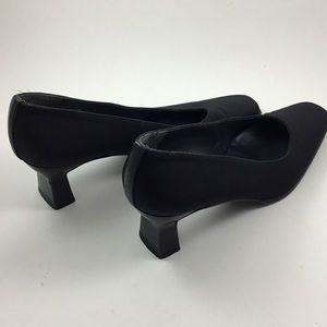 Stuart Weitzman black heels size 8.5 B