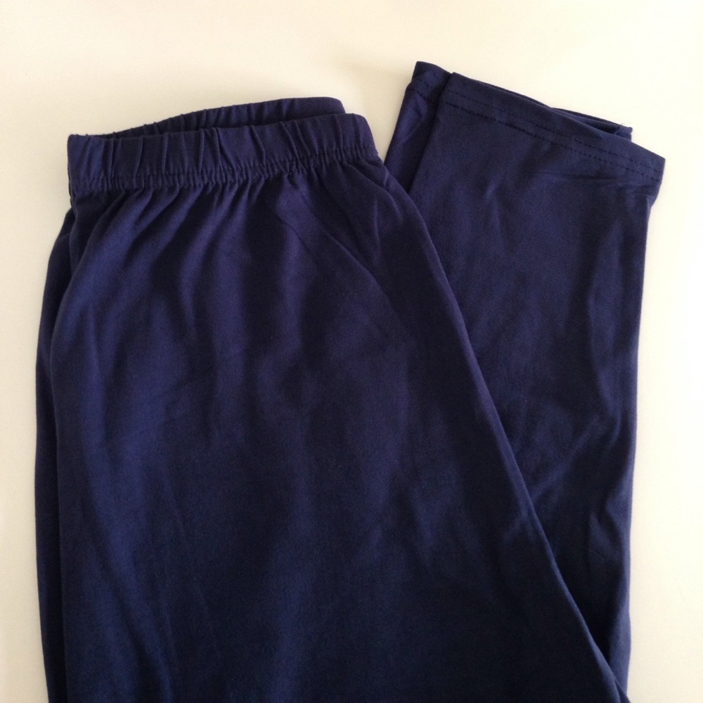 🚨LAST ONE🚨Navy Soft Leggings - Picture 6 of 8