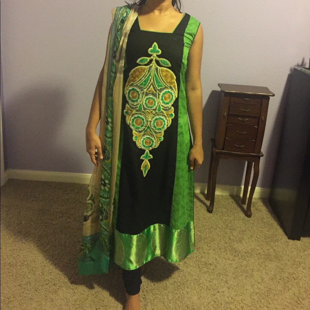 Indian pakistani salwar kameez
