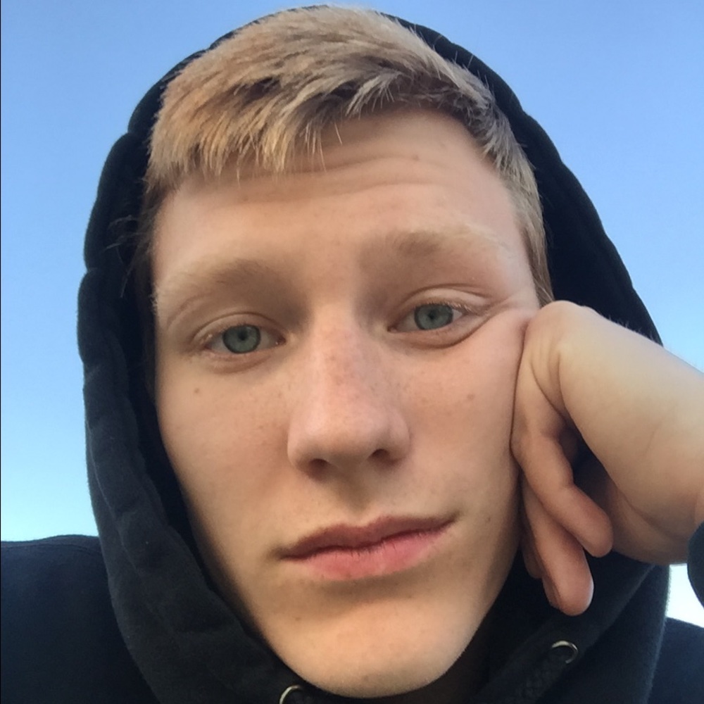 Meet your Posher, Evan