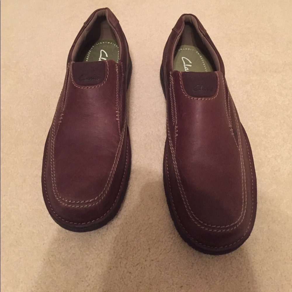 Clarks brown slip-on shoes. Lightweight!