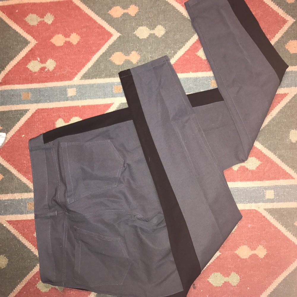 NWOT banana grey with black side stripes trousers - Picture 3 of 3