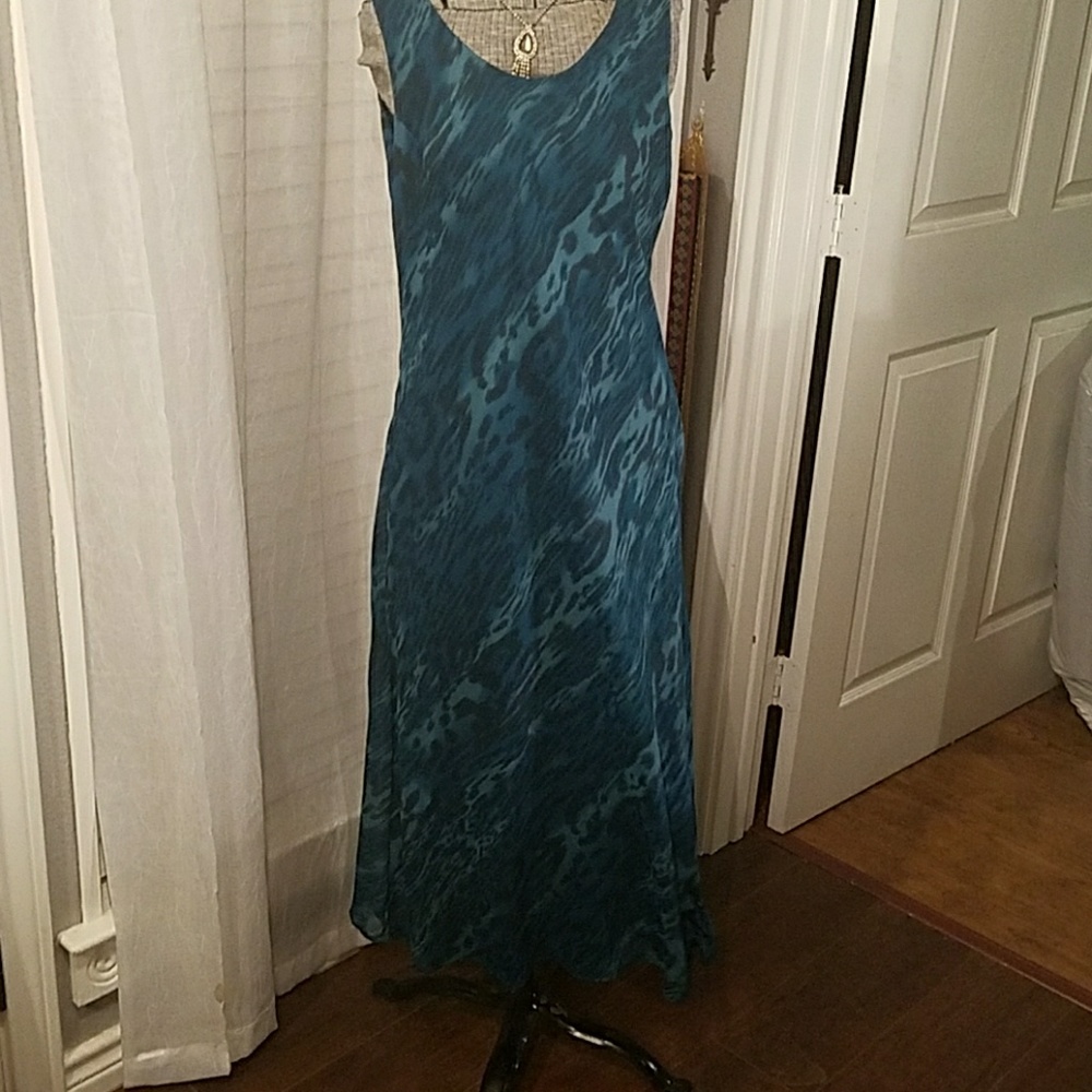 2-tone green garden tea dress. Tank