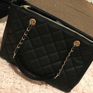 Cute black shoulder bag