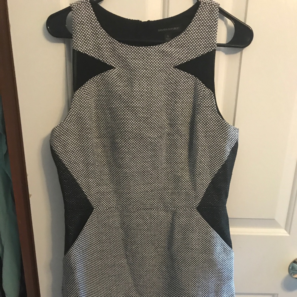 Banana republic black and white dress size 12