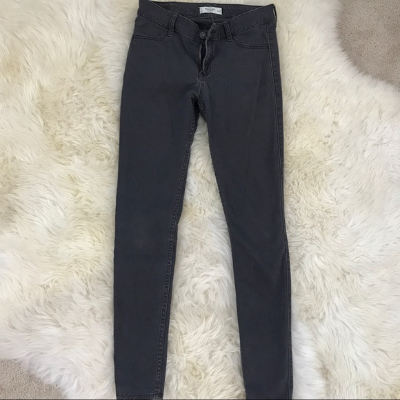 Lot 2 pair Abercrombie Stretch pants - Picture 5 of 8