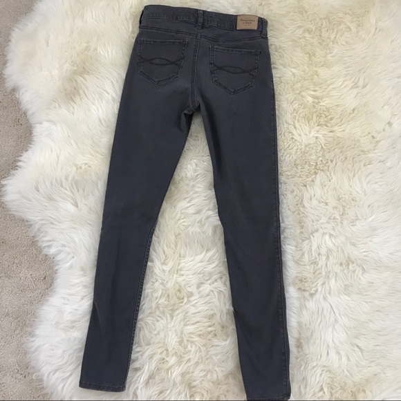Lot 2 pair Abercrombie Stretch pants - Picture 6 of 8