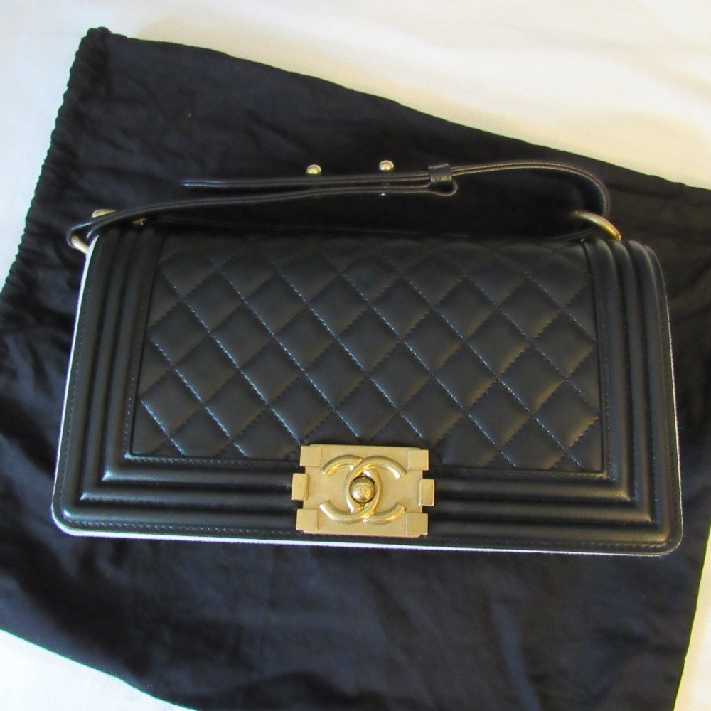 ❌❌SOLD❌❌Black Medium Chanel Boy bag