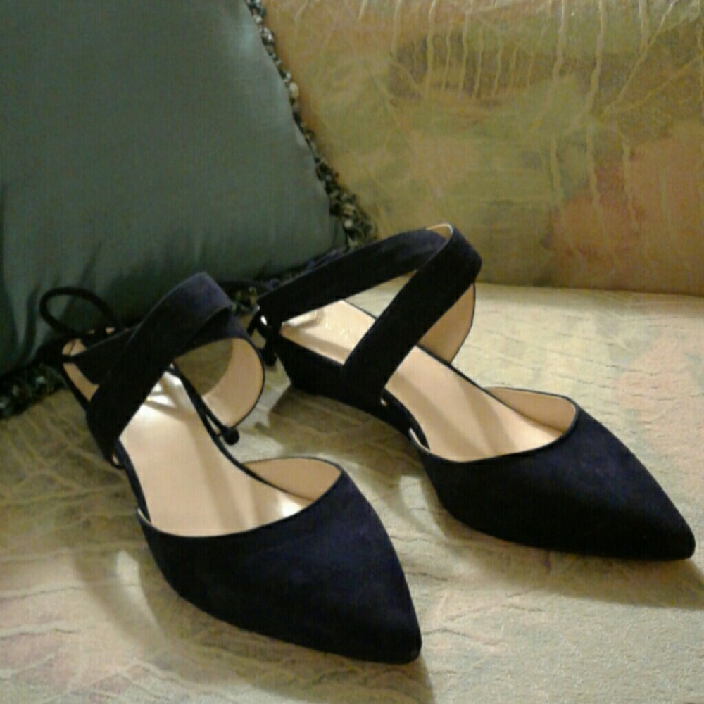 Brand new Nine west criss cross sandals ,