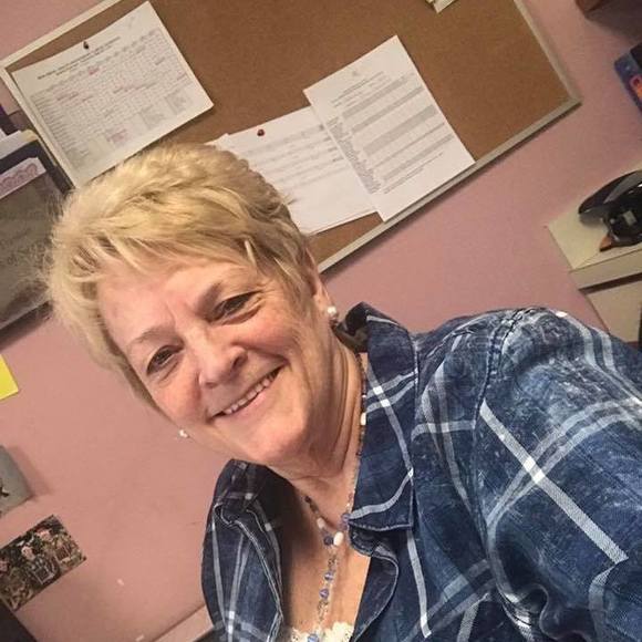 Meet your Posher, Colleen - Picture 1 of 1