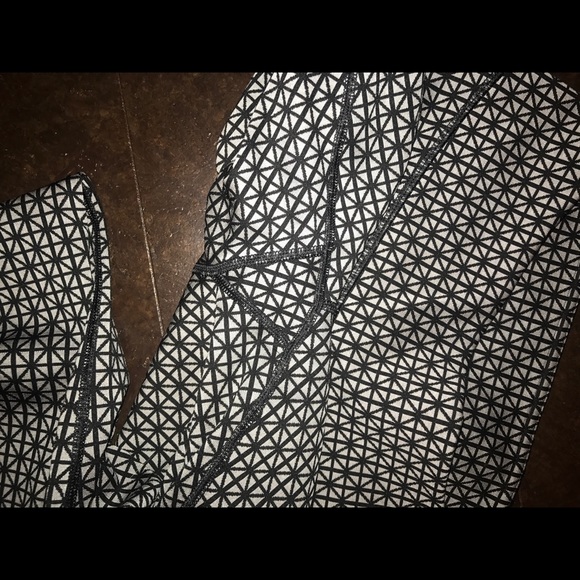 Lululemon Leggings - Picture 2 of 4