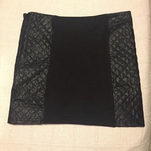 Black mini Skirt NWT