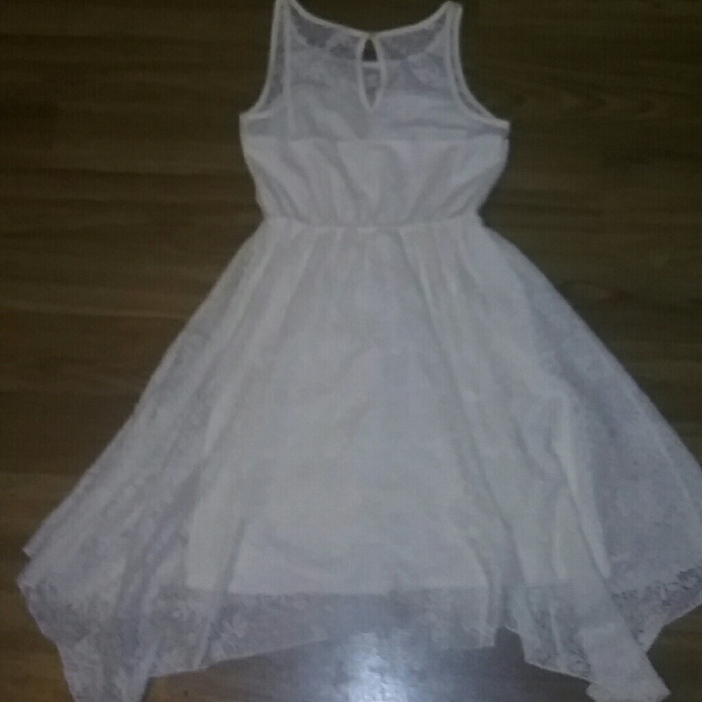 Spring Dress - Picture 2 of 8