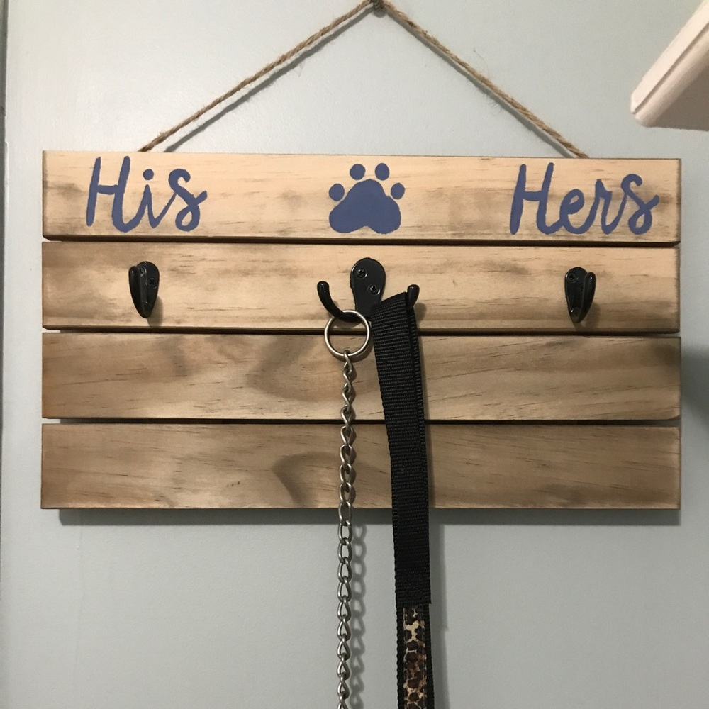 Key/leash holder