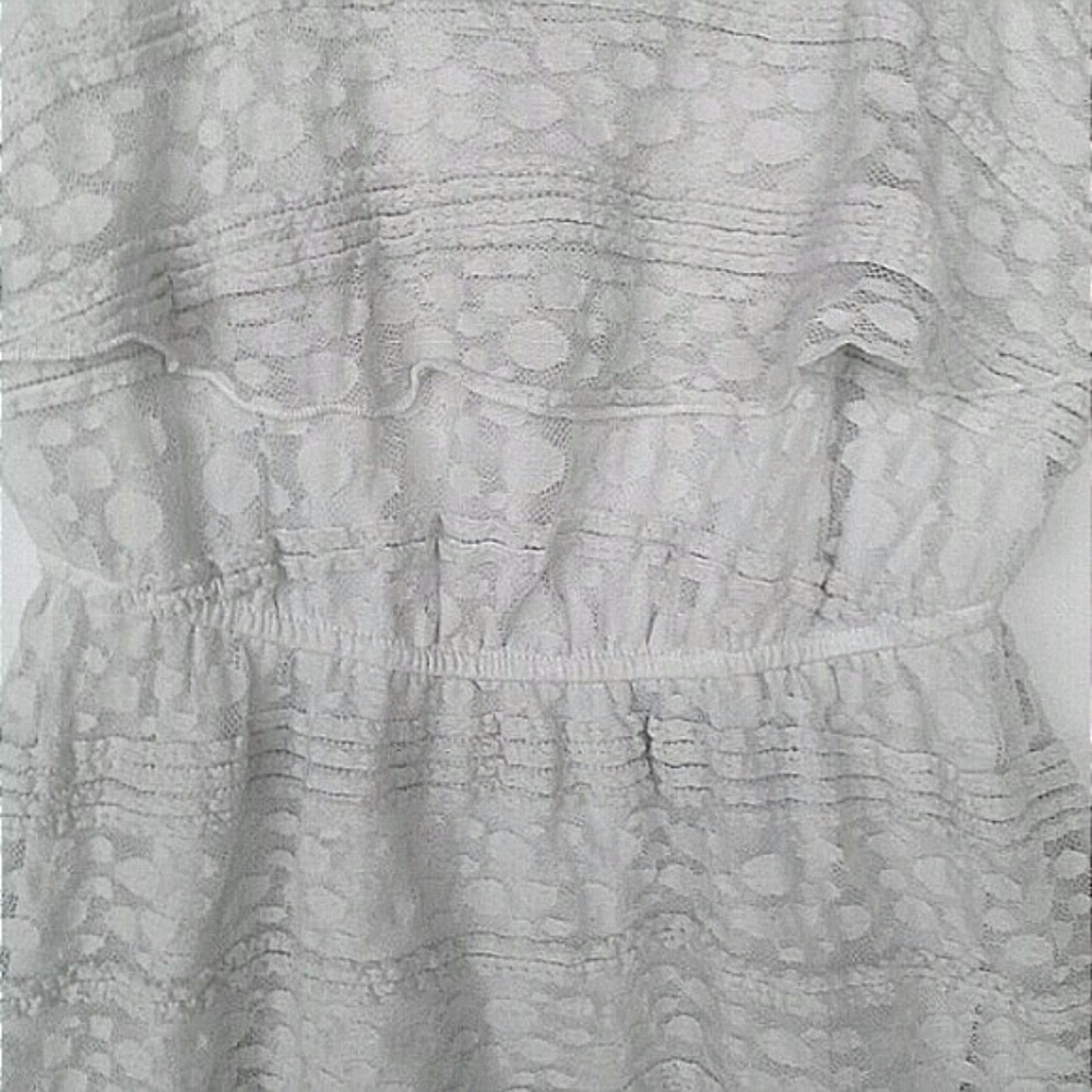 ~Asymmetrical Hi-Lo Sleeveless Crocheted Lace Sundress Trixxi White Polkadot M - Picture 4 of 7