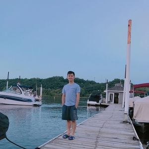 Meet your Posher, Trieu